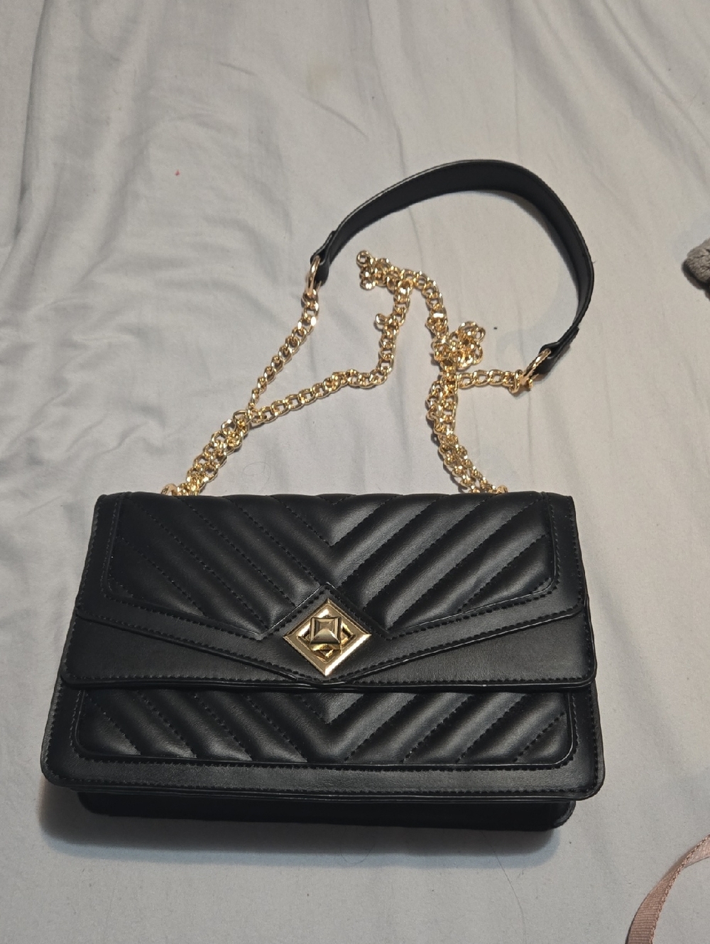 Classic Quilted Black Shoulder Bag with Gold Chain